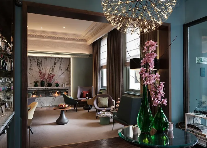 Signature Townhouse London Hyde Park